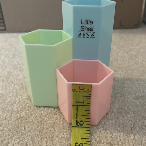 1pc Plastic Hexagonal Pen Holder (Make Up Brush Holder) - Picture 6 of 15